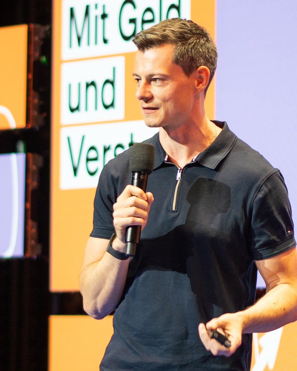 Bastian Kunkel, Gründer von Versicherungen mit Kopf